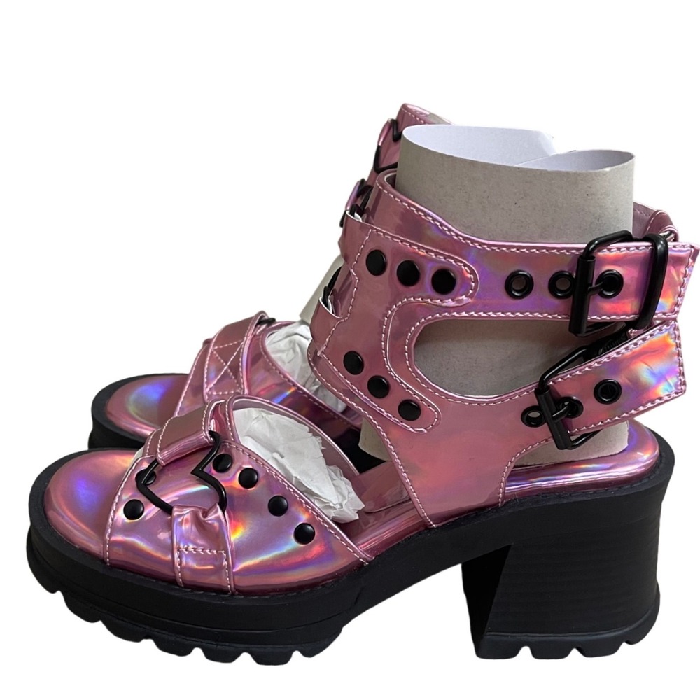 Demonia Bratty-07 Pink Holographic Heart Buckle Platform Sandals Womens 9 NWOT